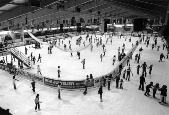 Schaatsen Schaatsbaan Overdekt Weena IJshal Ton Menken IJsbaan