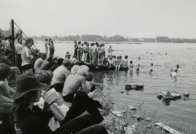 Kralingen Popfestival Kralingse Plas naaktrecreatie hippies 