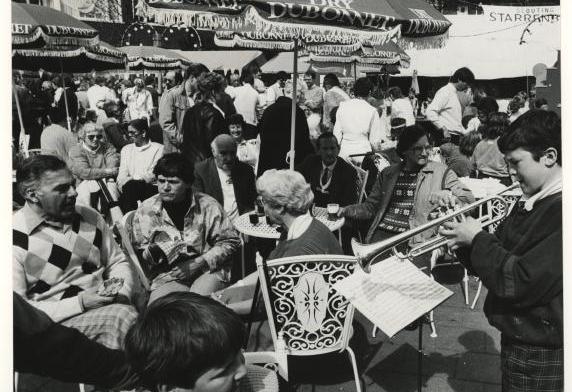 Diverse festiviteiten in de stad tijdens Koninginnedag.